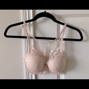 Victoria’s Secret bra 32D never worn